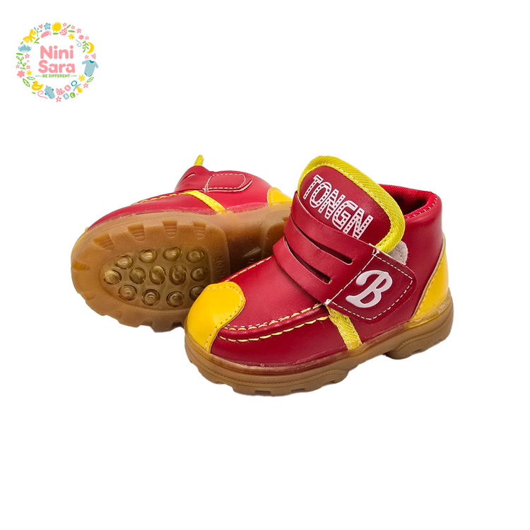 خرید کفش بچه یکساله