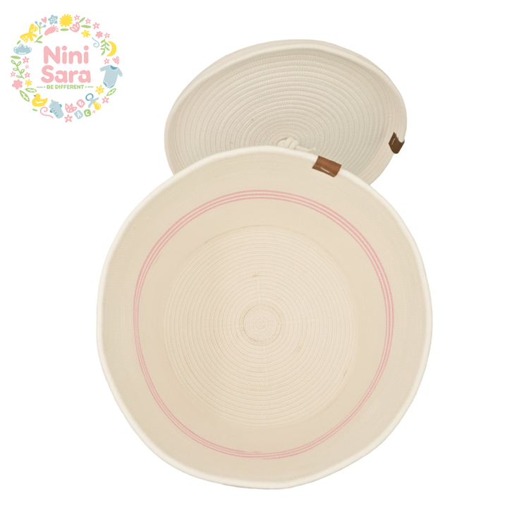 سبد لباس نوزاد دختر