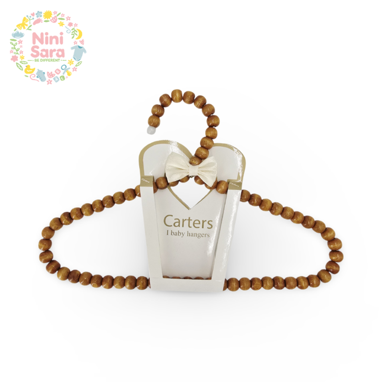 آویز لباس کودک چوبی طرح مهره قهوهای برند Carters مناسب سیسمونی لاکچری